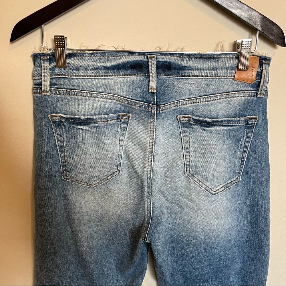 Level 99 Crop Step Frayed Hem - Picture 5 of 12
